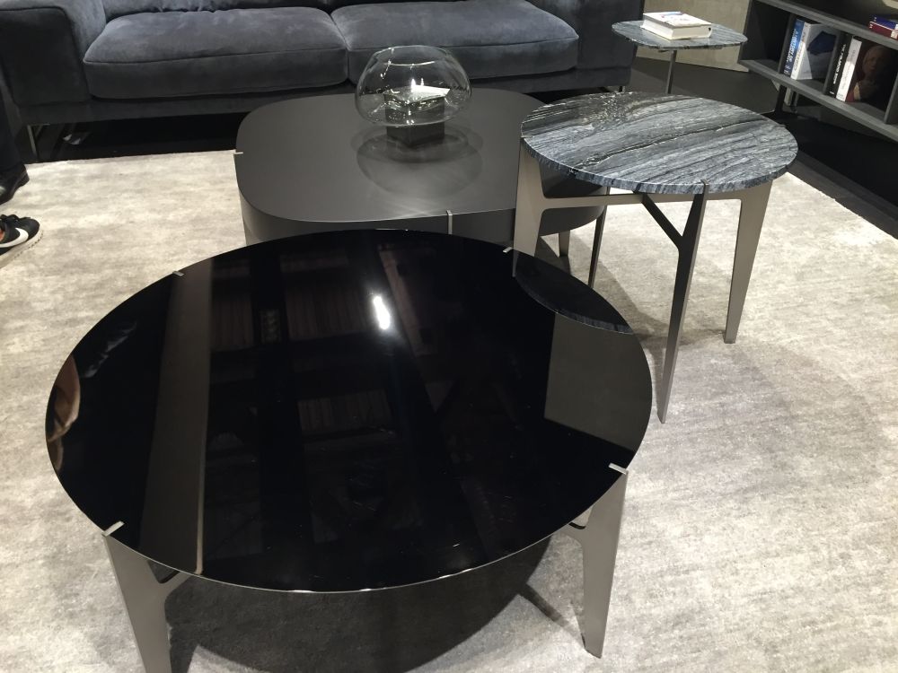 Different nesting coffee tables