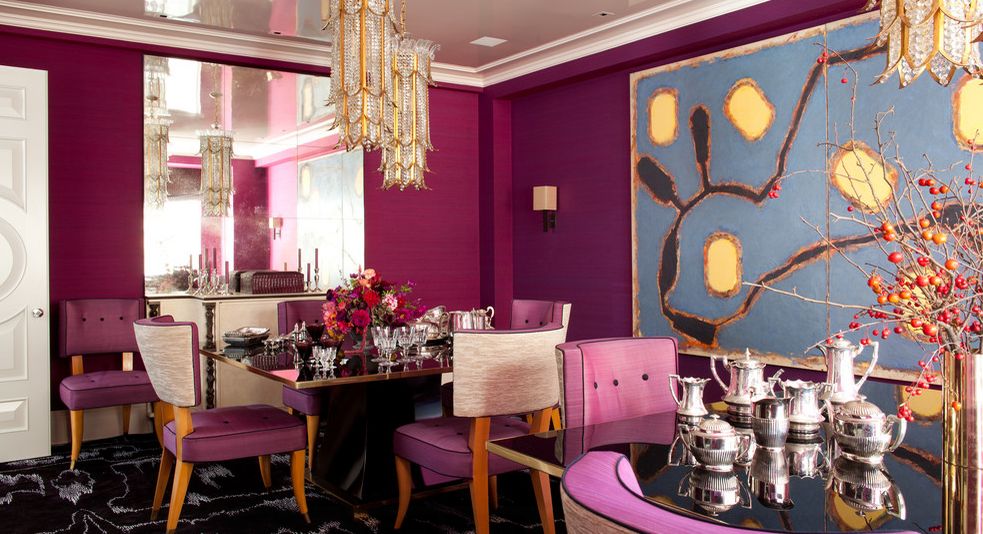 Dining in style with fuchsia color