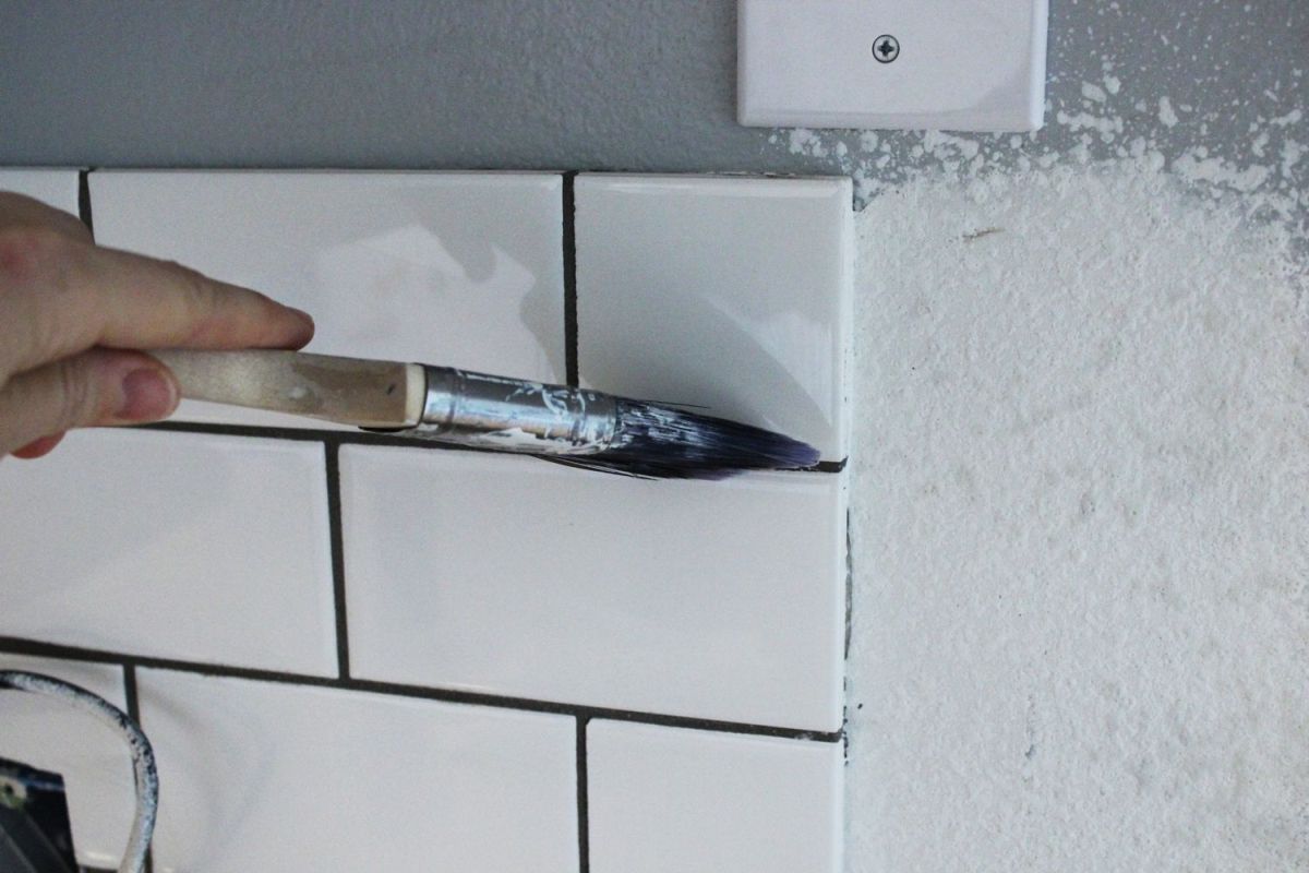 Dip your foam brush