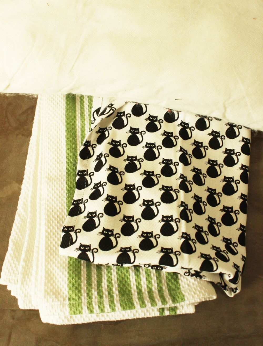 Dish Towels into DIY Halloween Pillows materials