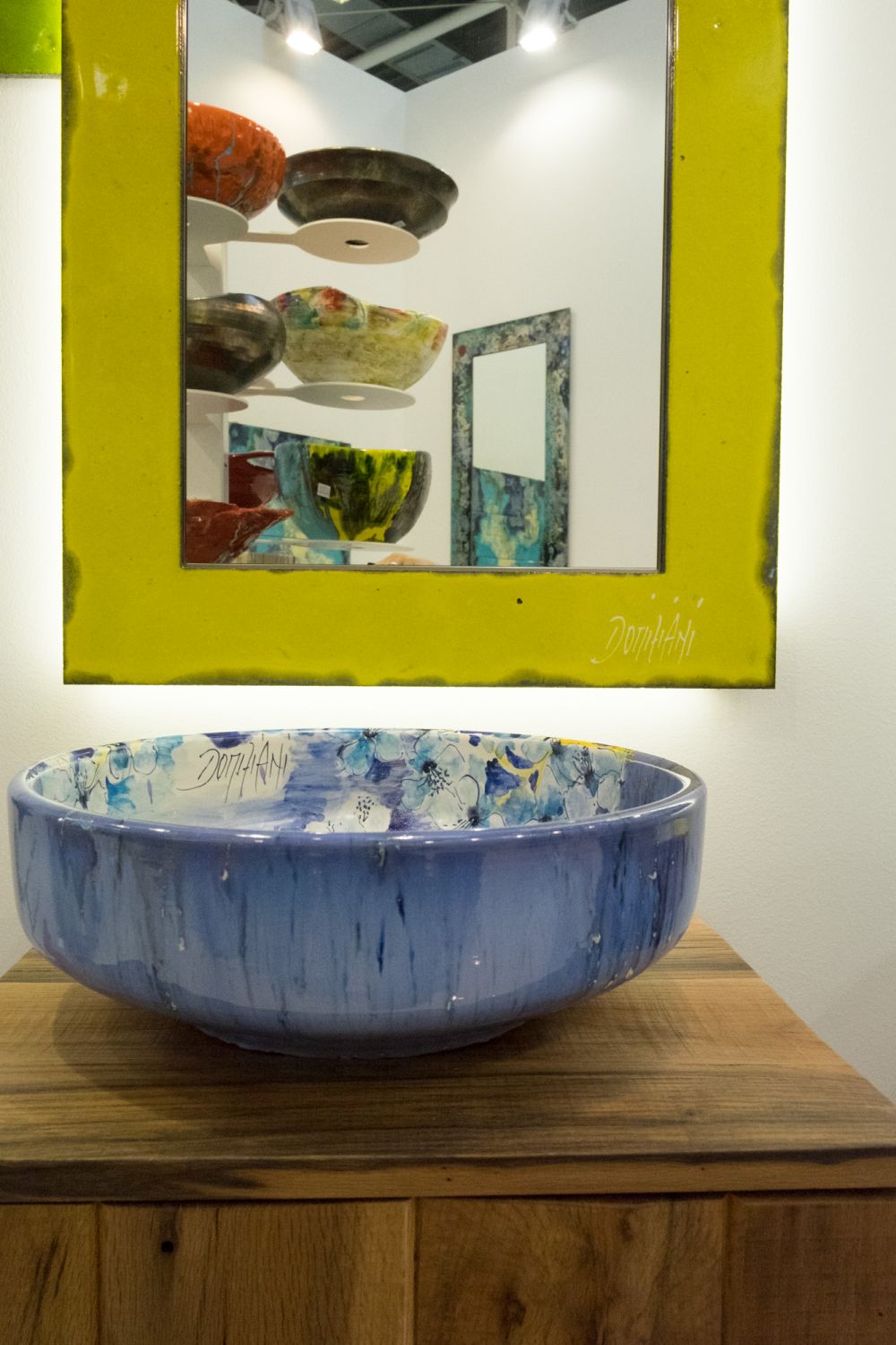 Domiziani flower wash basin