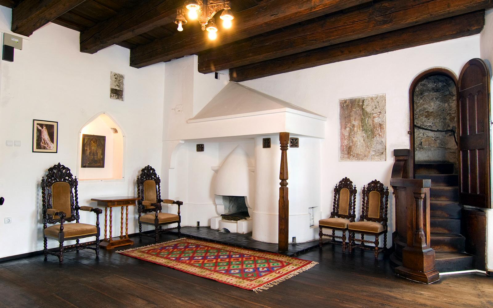 The original furniture and artwork along with some of the accessories were preserved and are now showed in the museum