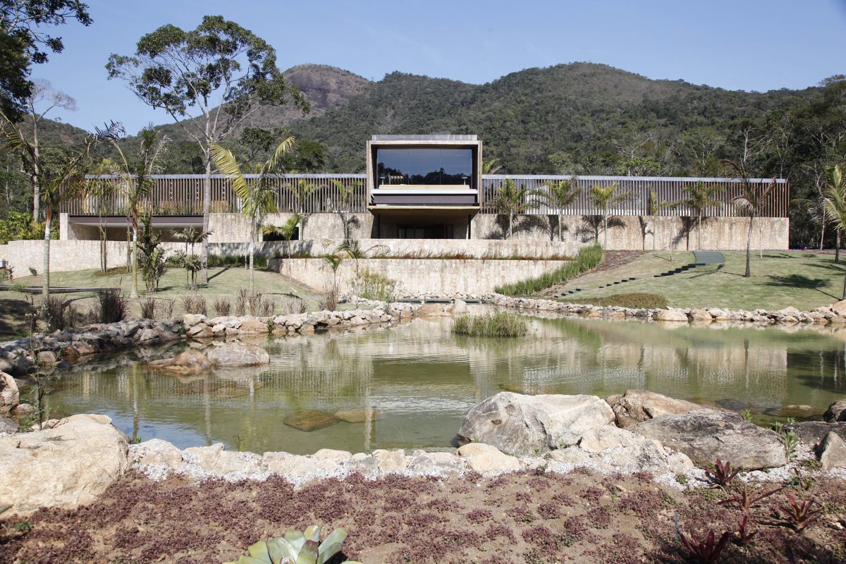 Dream House by bernardes and jacobsen arquitetura