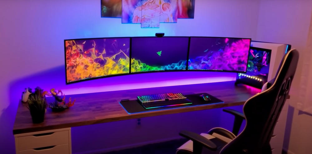 Dream gaming desk setup