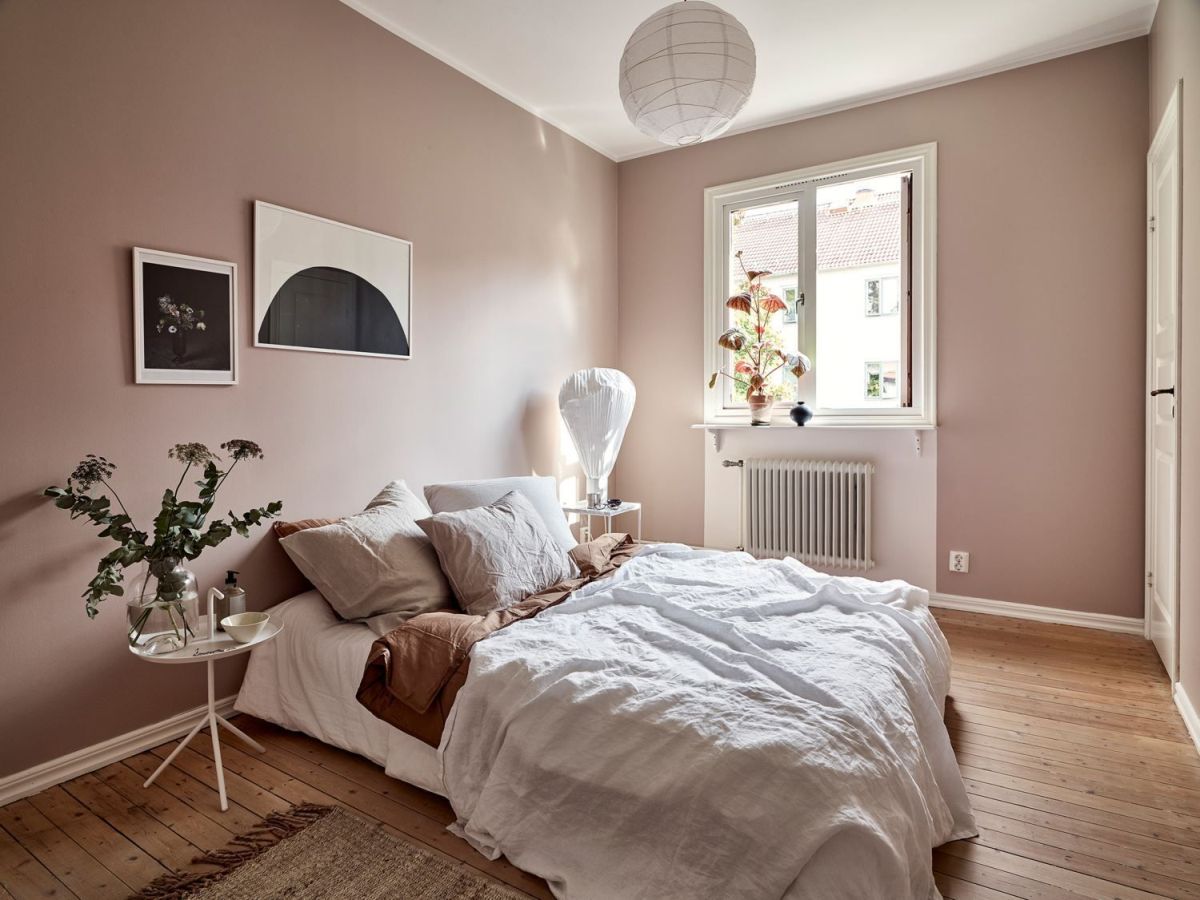 Dusty pink bedroom decor wall paint