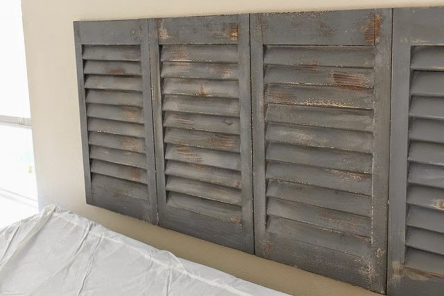 EASY DIY SHUTTER HEADBOARD