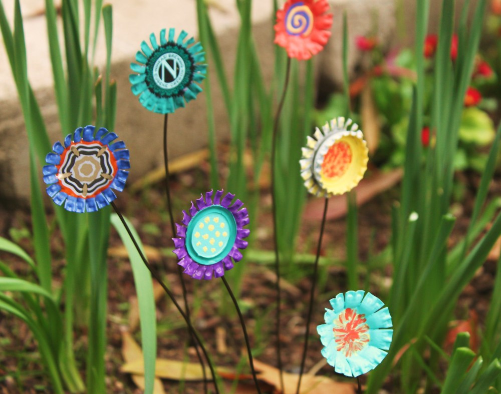 Easy Bottle Cap Flowers