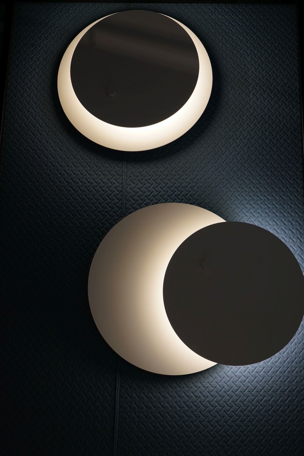 Eclipsi Wall Lighting Fixtures