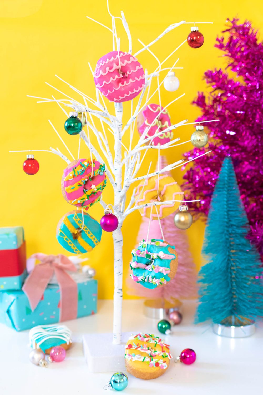 Edible donut ornamnets