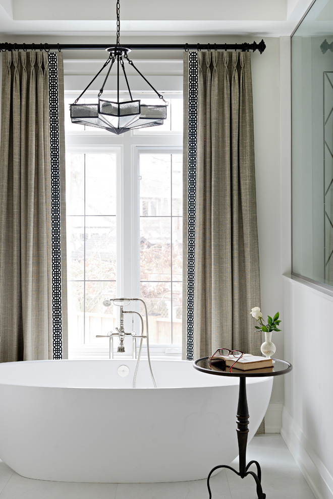 Elegant bathroom curtains