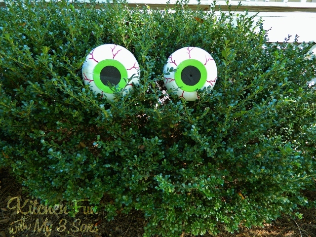 Eyeball Scarry Halloween Decor