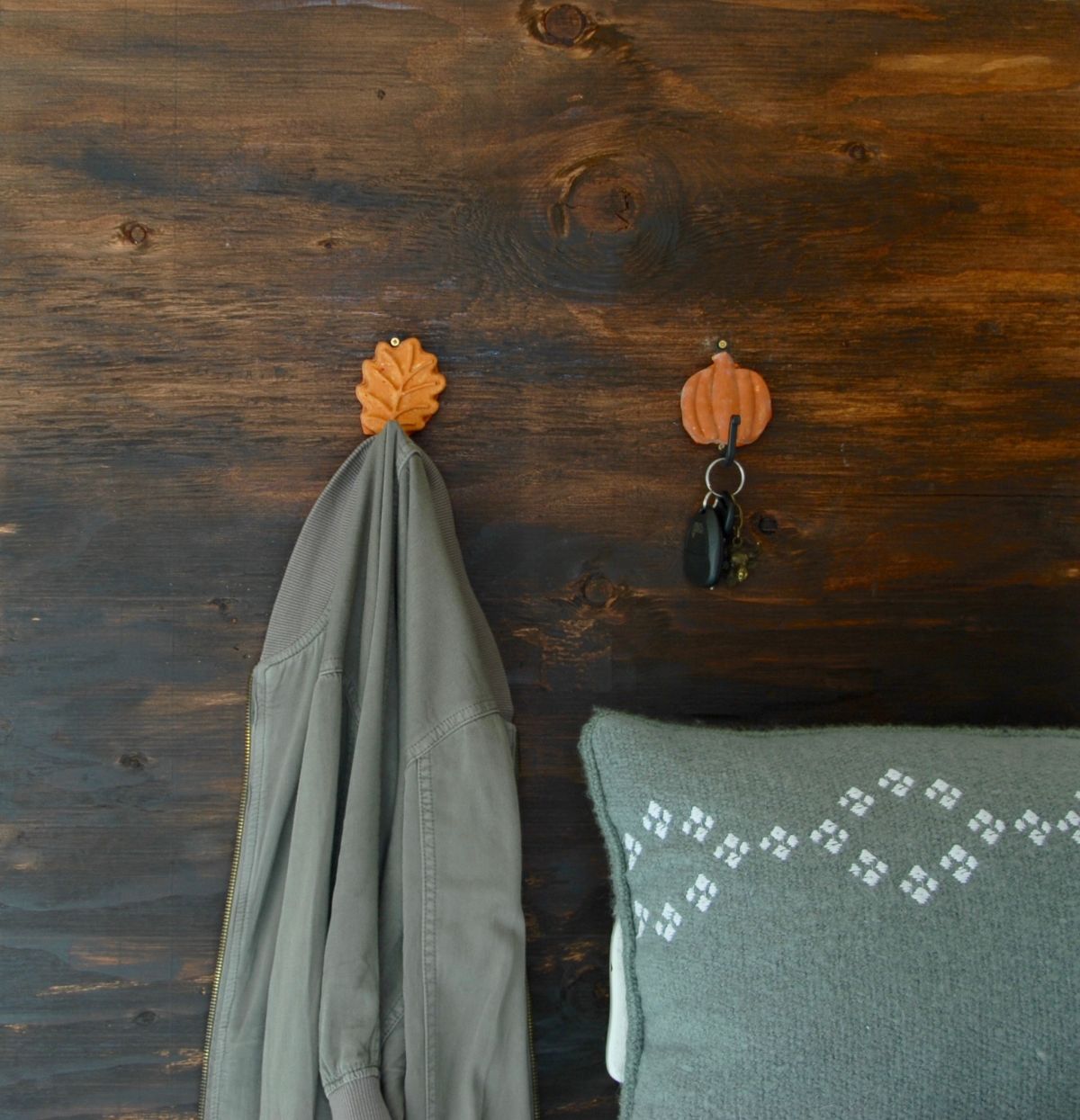 Fall-Inspired Wall Hooks