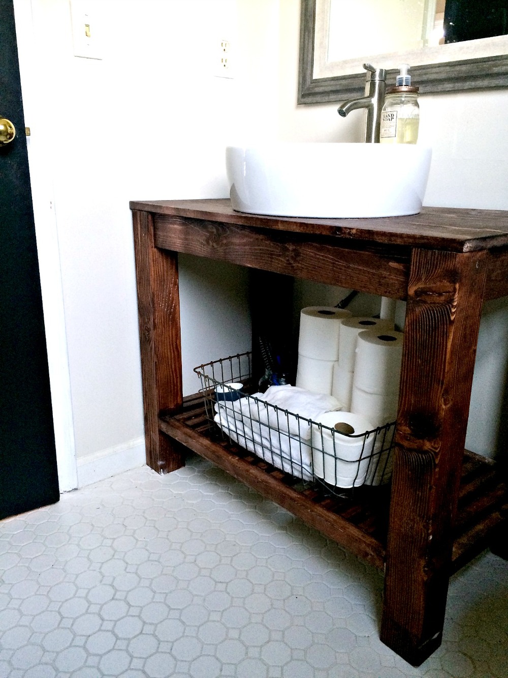 Farmhouse bathroom vanity diy