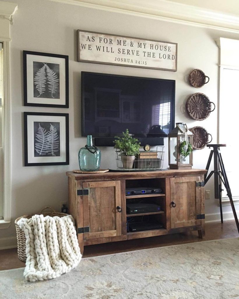 15 Tips for Decorating Around Your Mounted TV