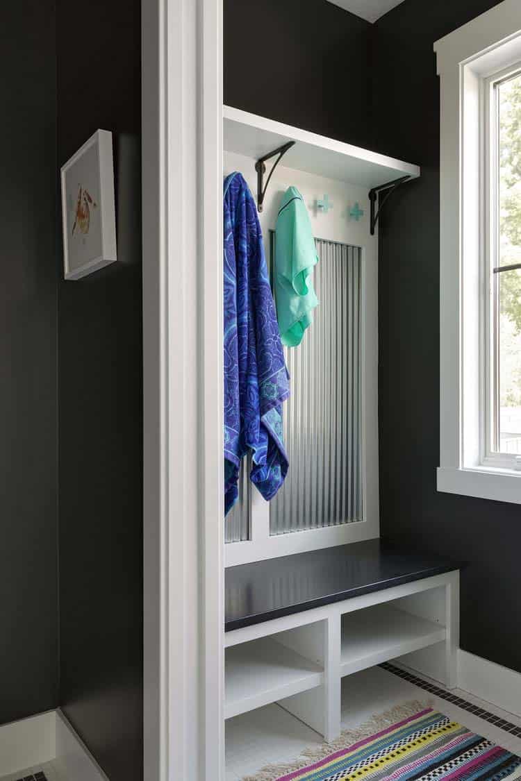 Farmhouse mudroom design