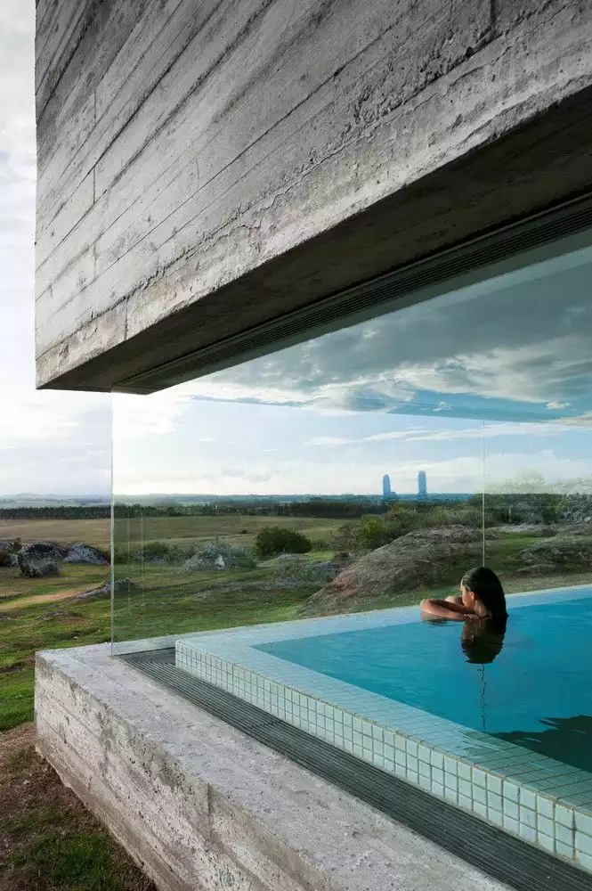 10 Amazing Structures With Indoor Swimming Pools