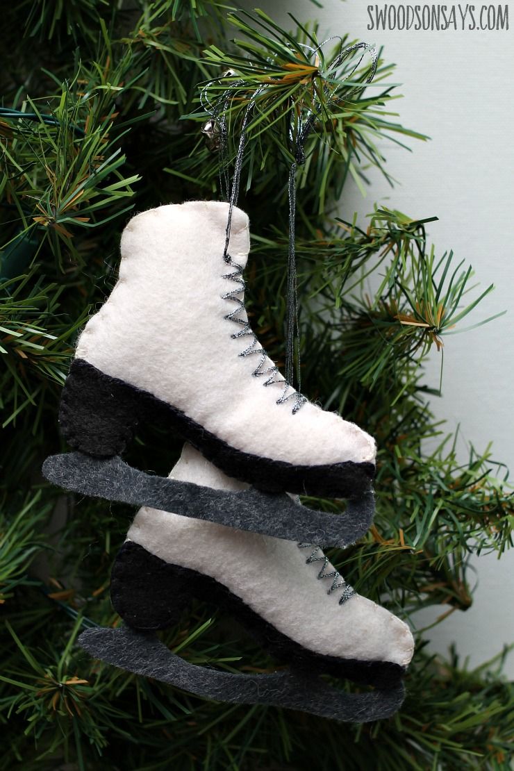 Felt Ice Skate Christmas Ornament