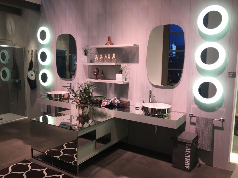 Feminine bathroom design