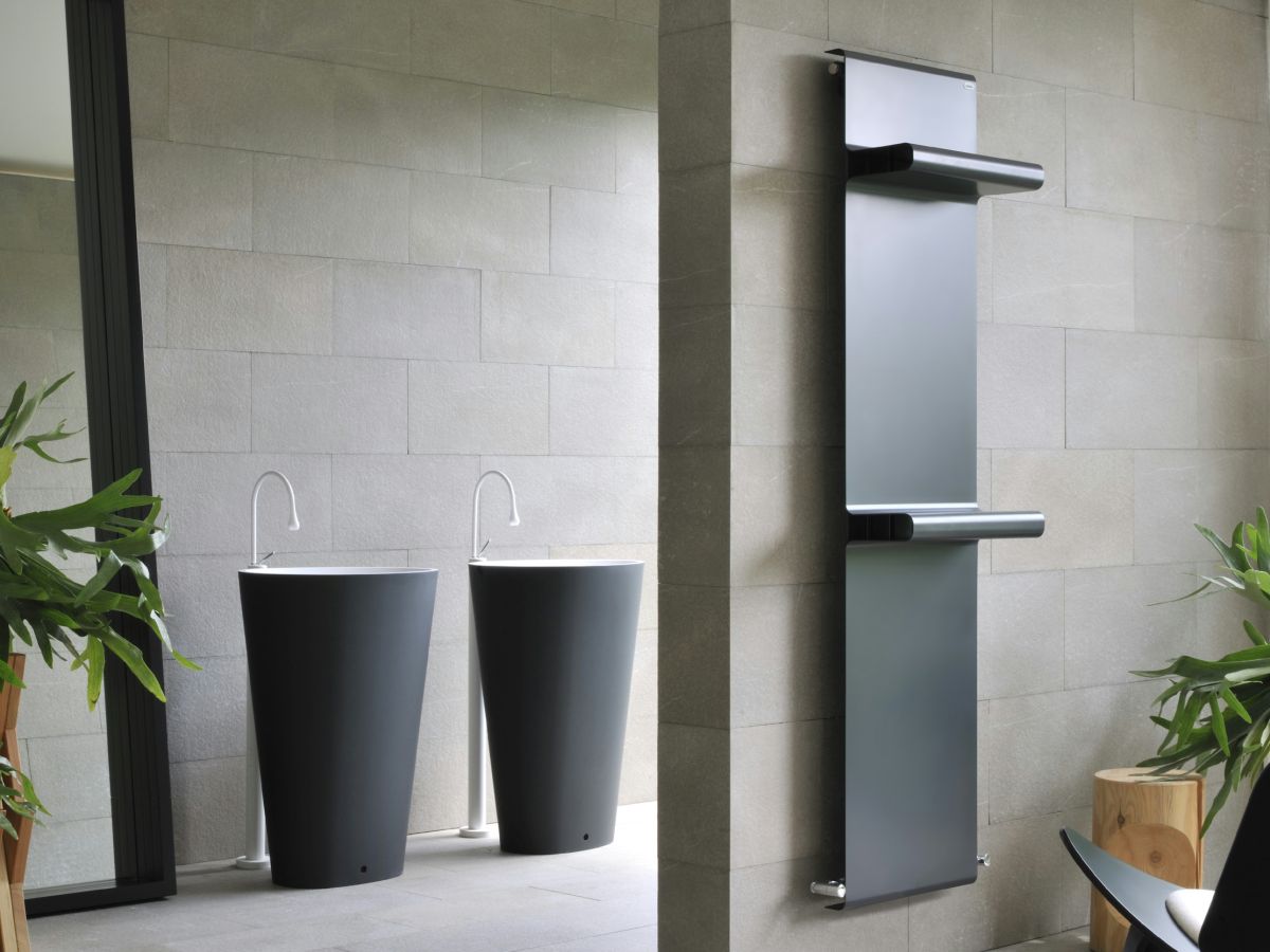 Fine design carbon towel warmer radiator