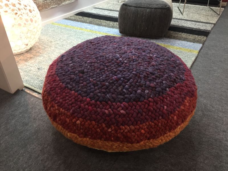 Flexible and movable ottomans poufs