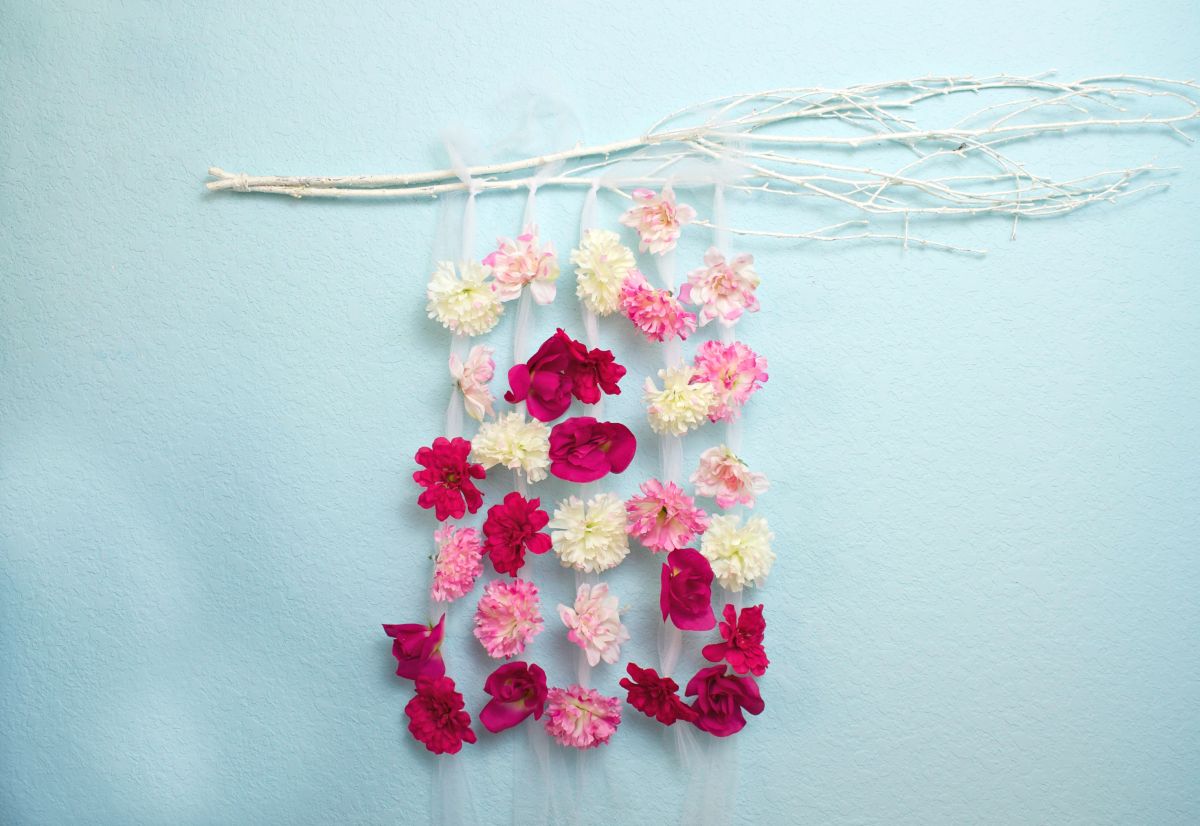 Floral Wall Hanging DIY Decor