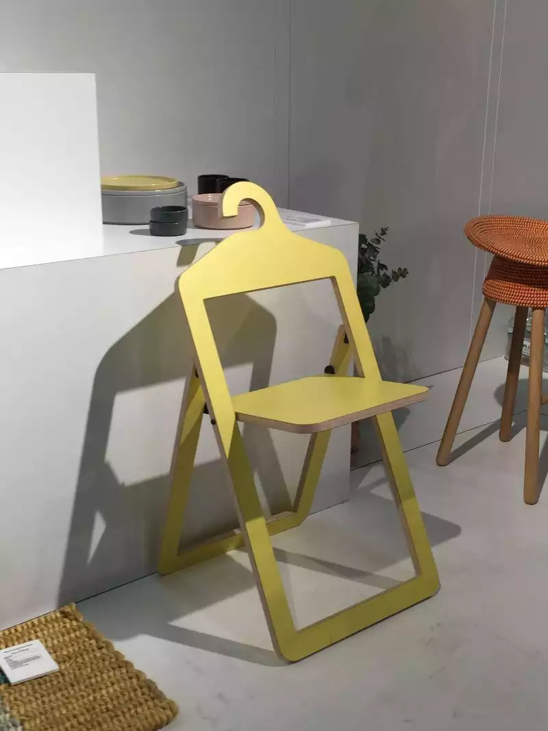 Folding hanging chair open