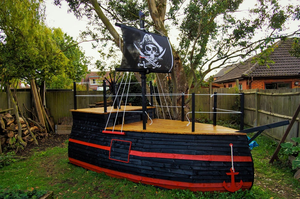 Free Pirate Ship Playhouse Plan