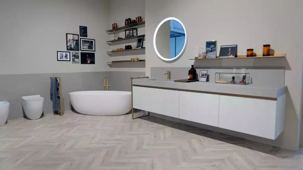 Freestanding Bathtub and open she;ves