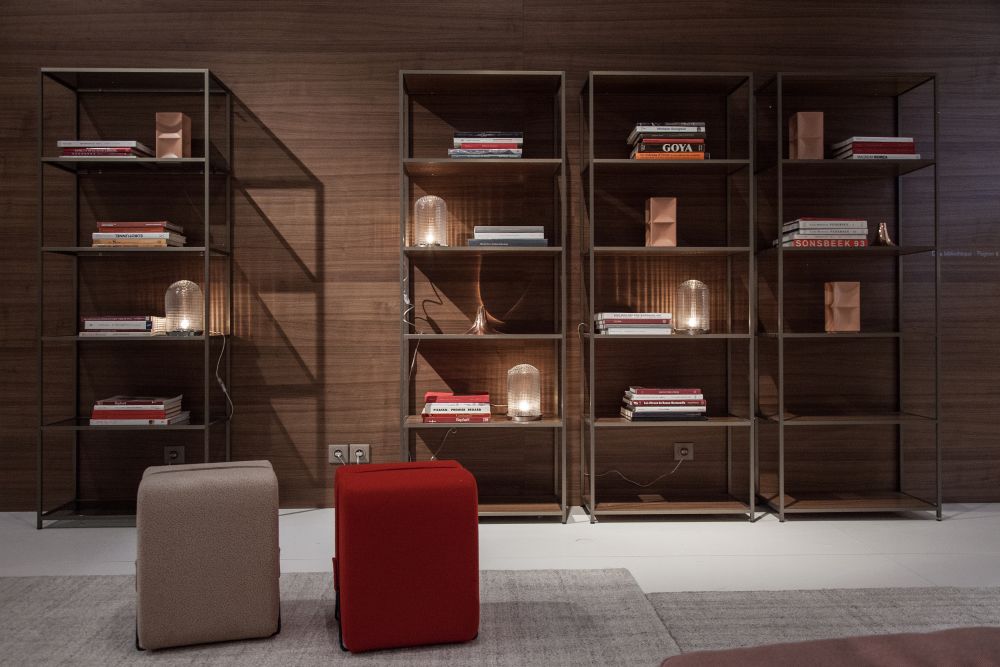 Freestanding wall units for books storage