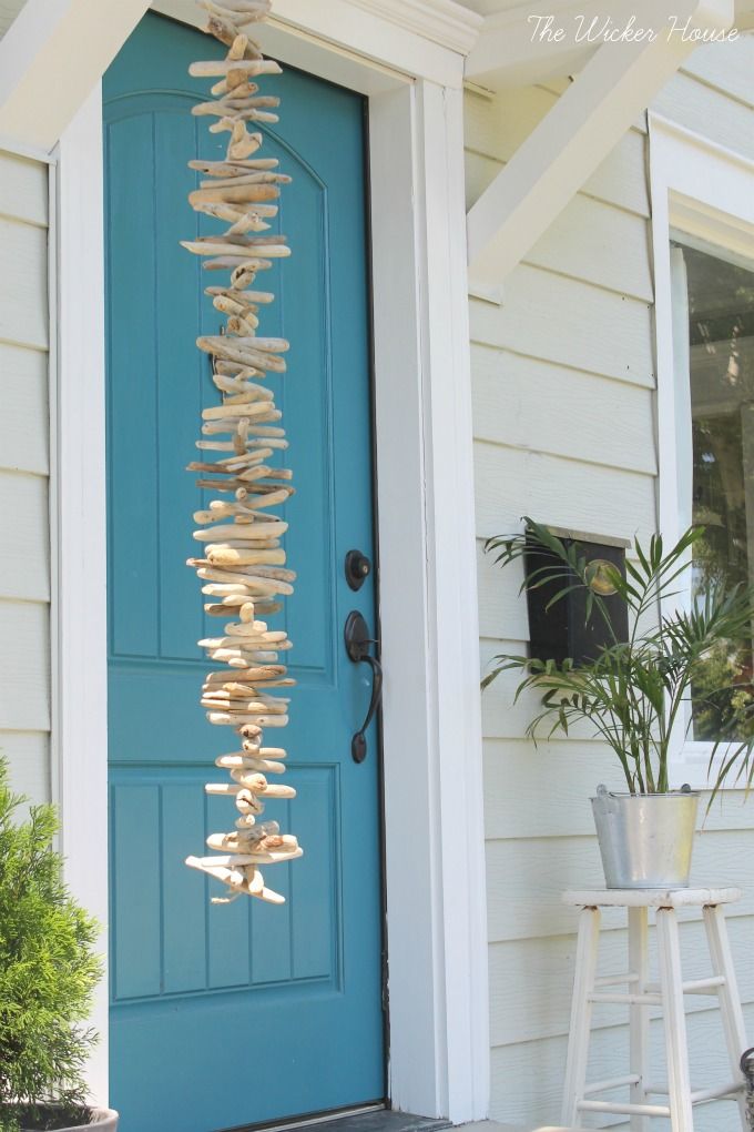 Front door driftwood garland