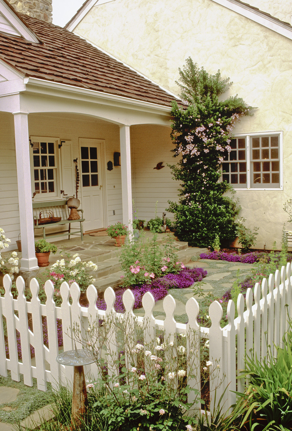 Front landscaping curb appeal