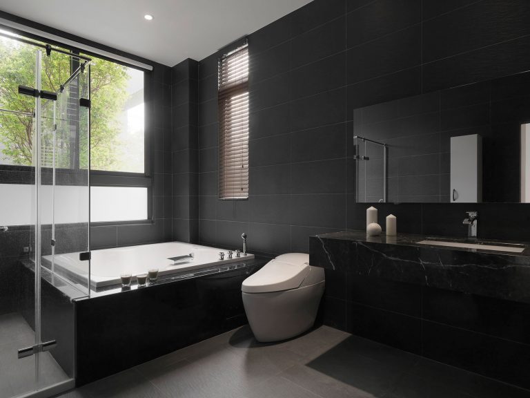 Full black master bathroom design