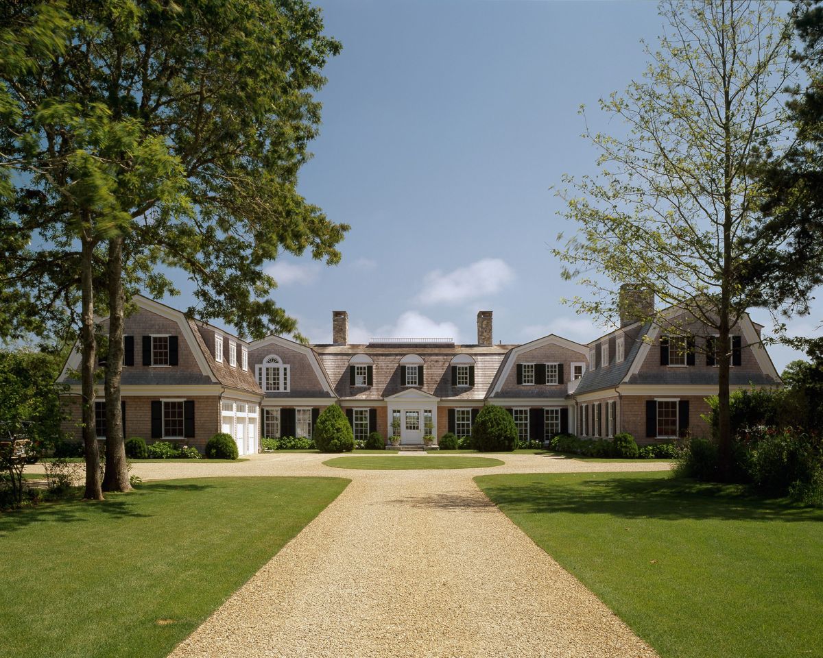 Gambrel Roof on a Mansion