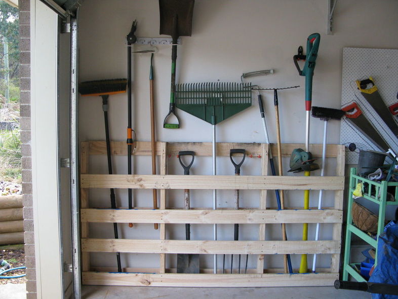 Garage Storage for Garden Tools from Pallets