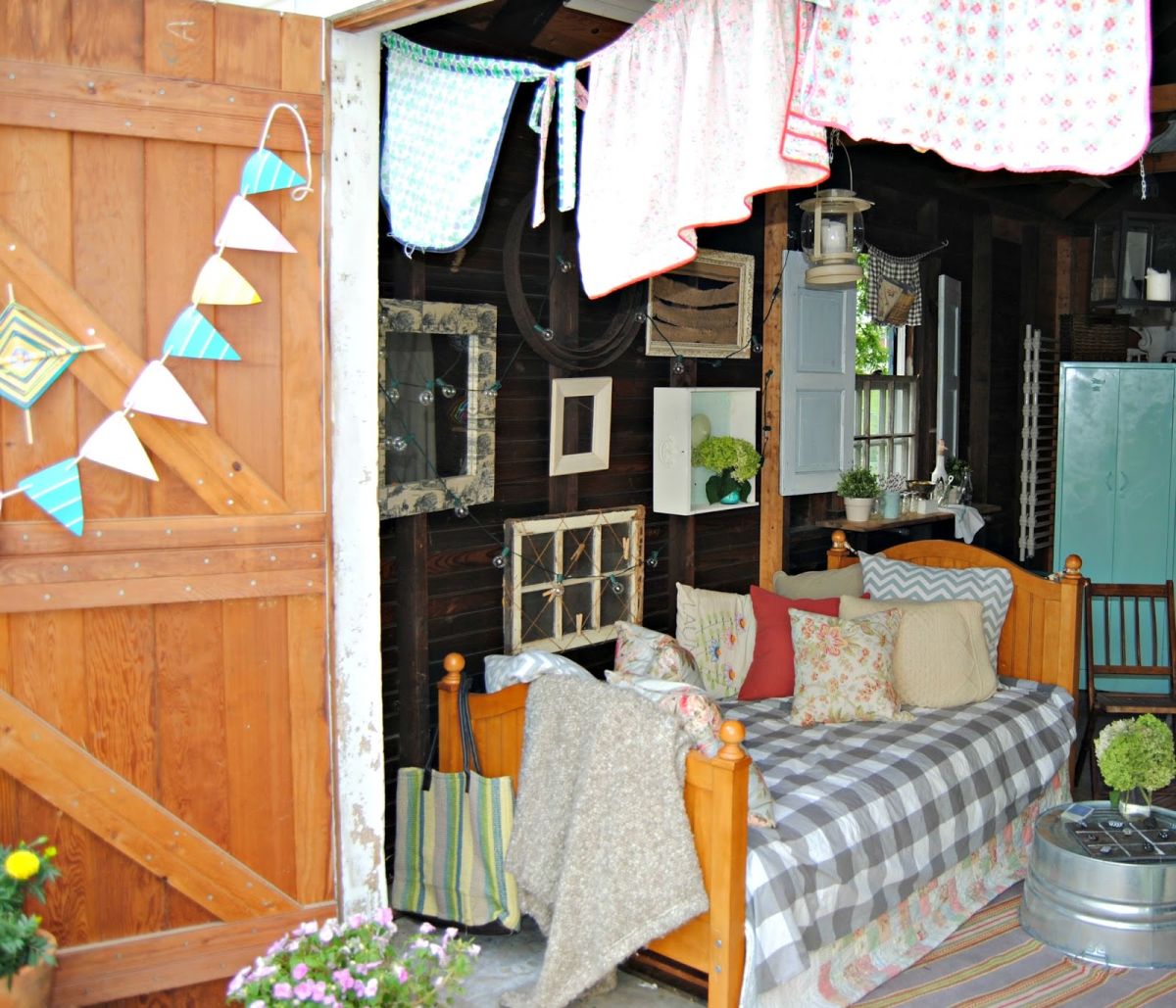 Garage barn into a she shed interior