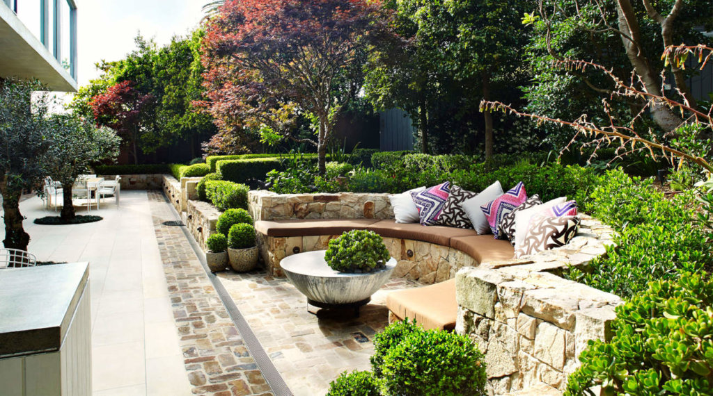 Garden with circle stone seating