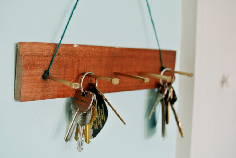 DIY Gilded Square Nail Key Rack