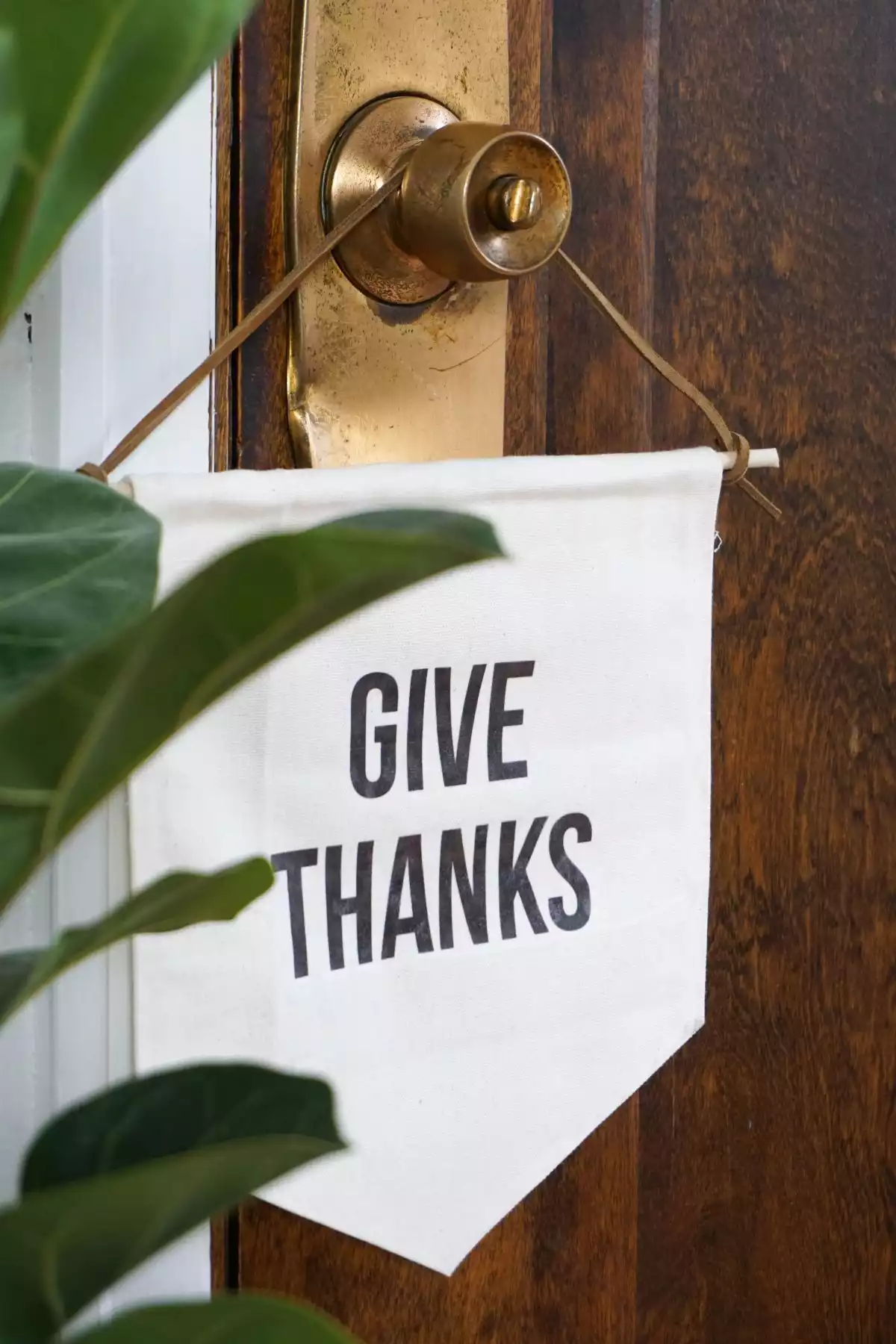 Give Thanks Simple Banner