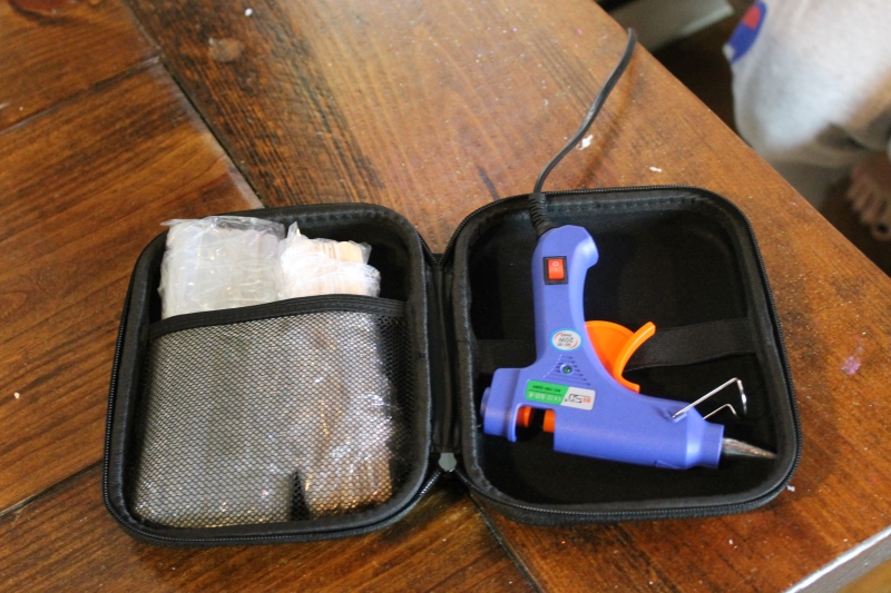 Glamgen Kids’ Hot Glue Gun with Carrying Case