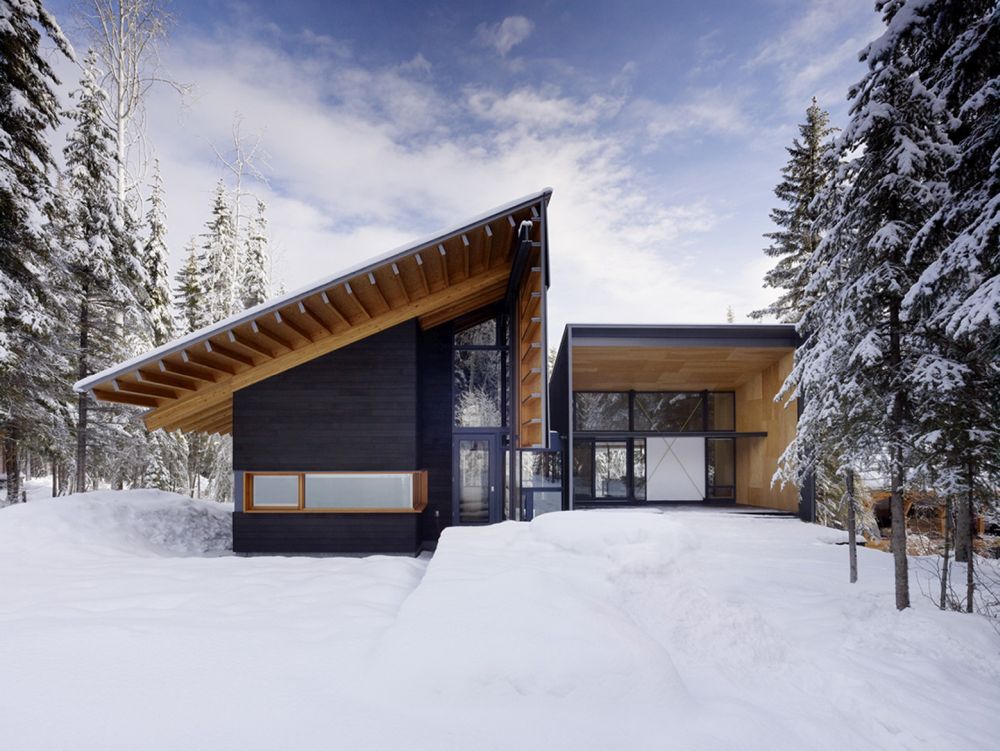 Golden Canada Kicking Horse Residence