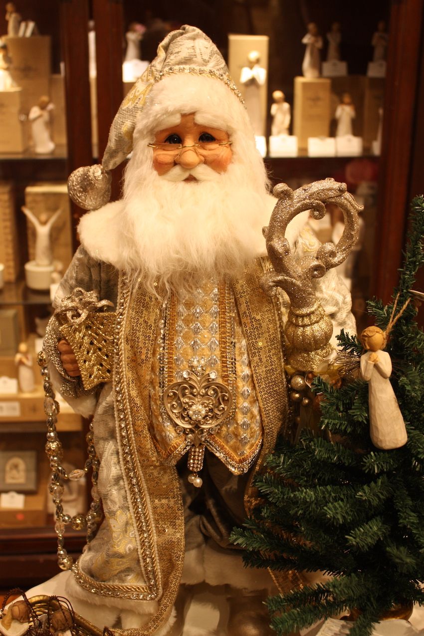 Embroidery and plenty of jewels make this an opulent Santa.