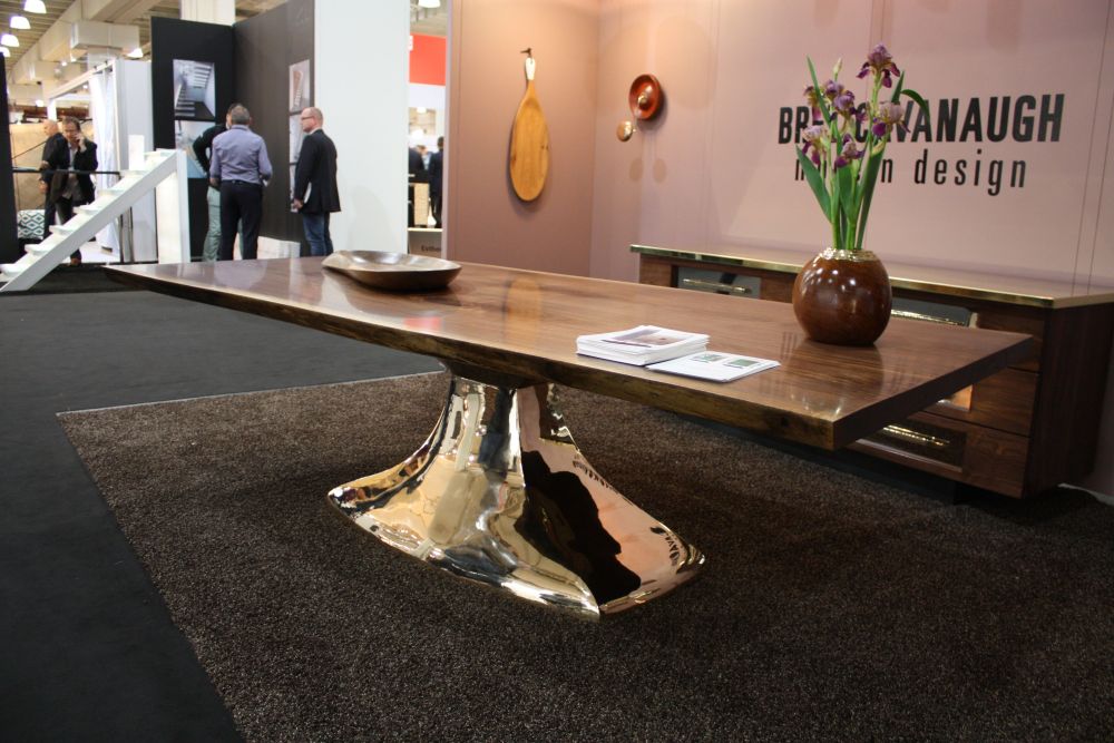 Gorgeous chromed dining table base