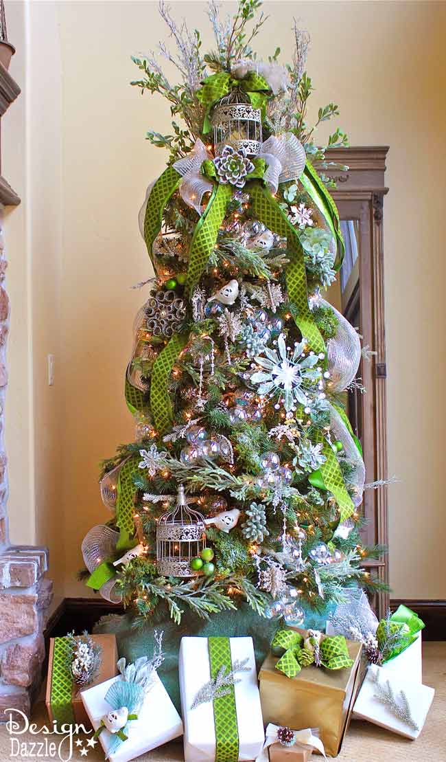 Green Christmas Tree Decor Ideas