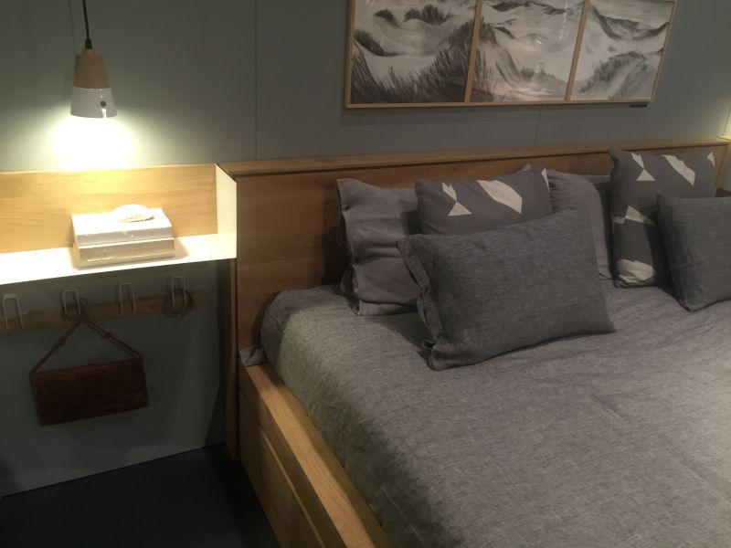 Grey Bedroom Color - Is the New Black