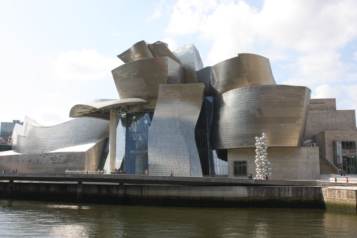 Guggenheim Museum, Bilbao — Bilbao, Spain