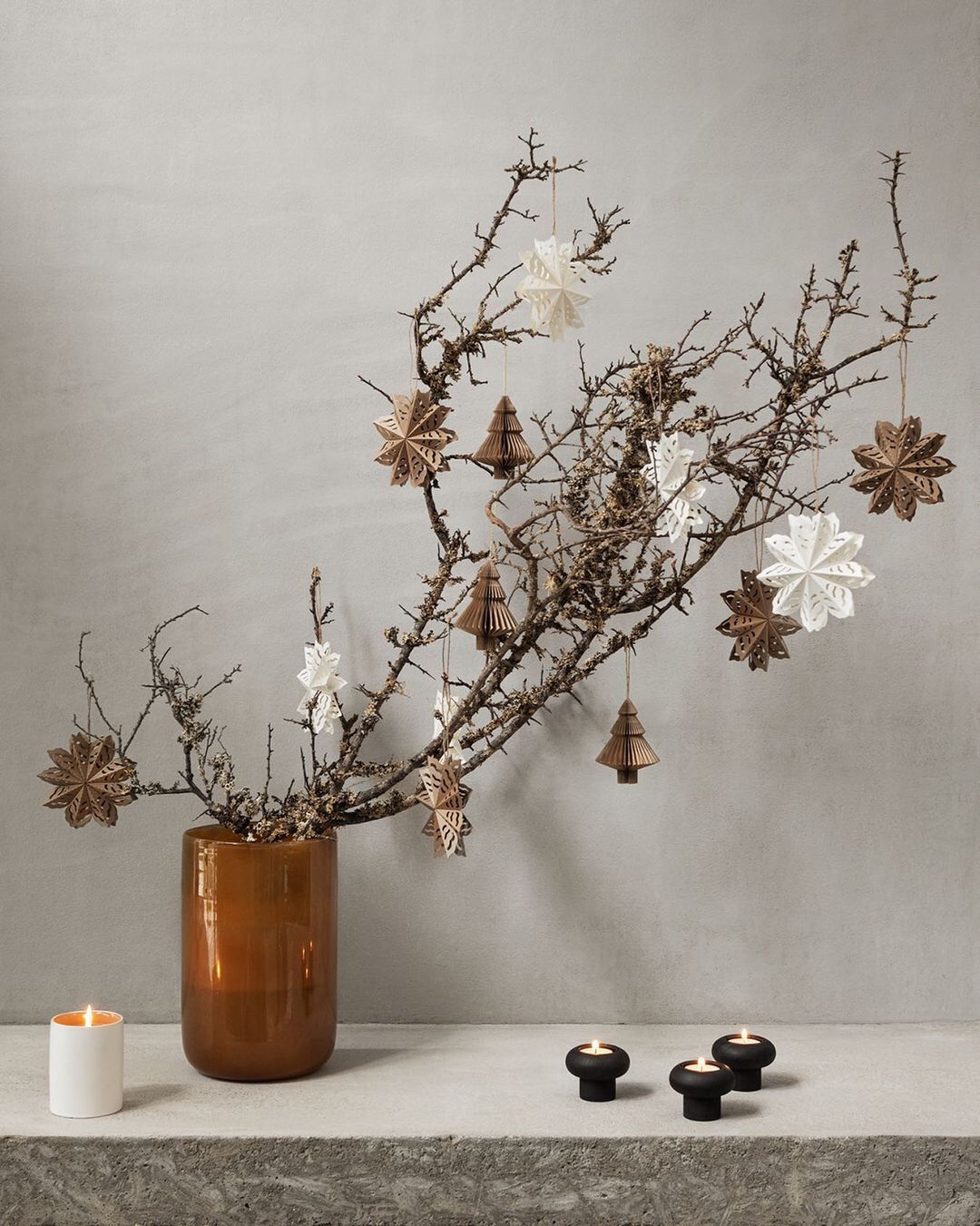 H & M Home decor store