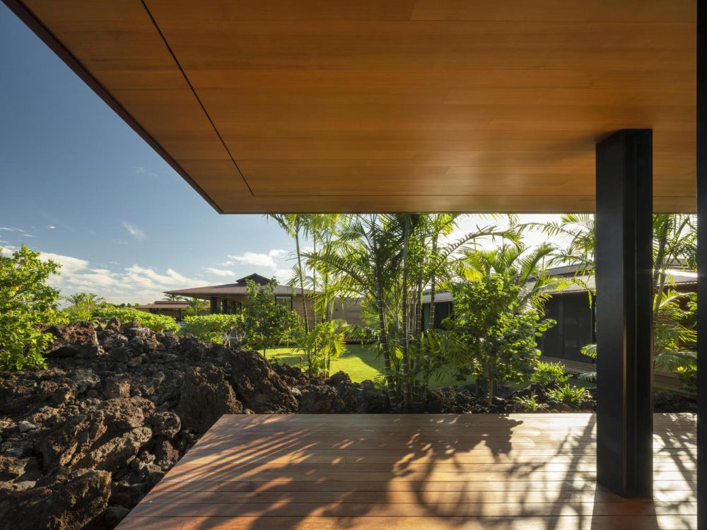 Hale Lana House by Olson Kundig terrce