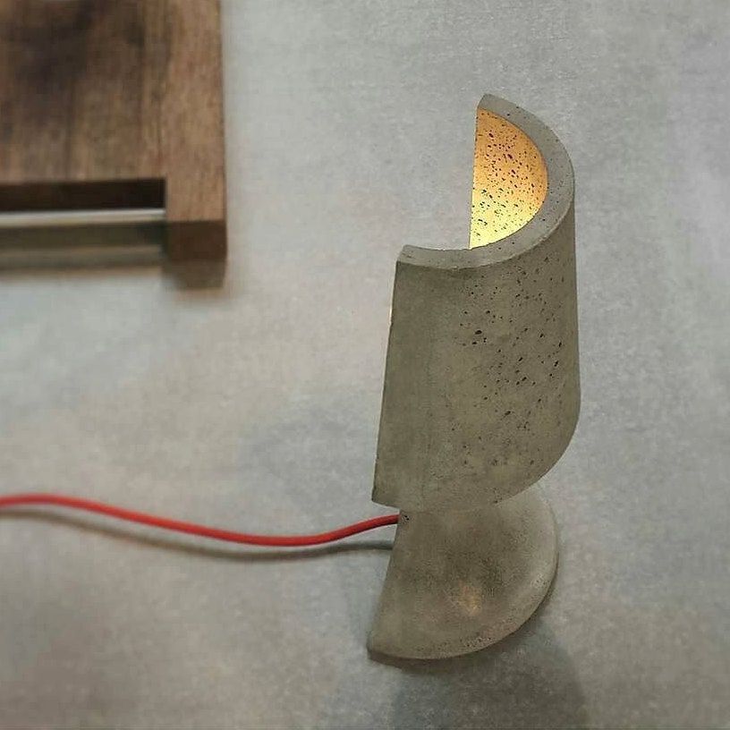 Half concrete lamp