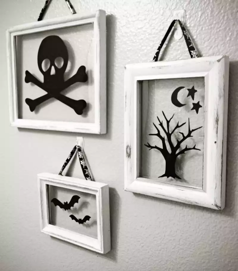 Halloween wall frames