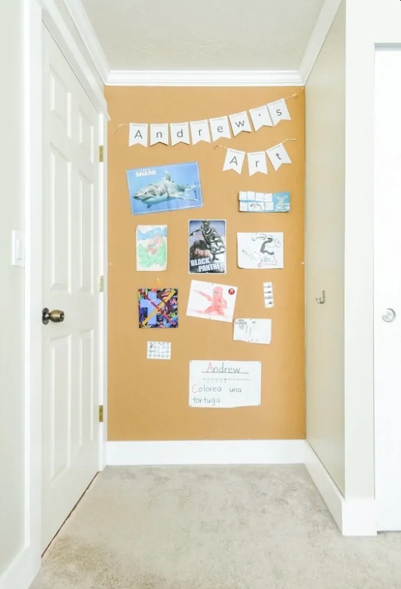 Hallway cork board